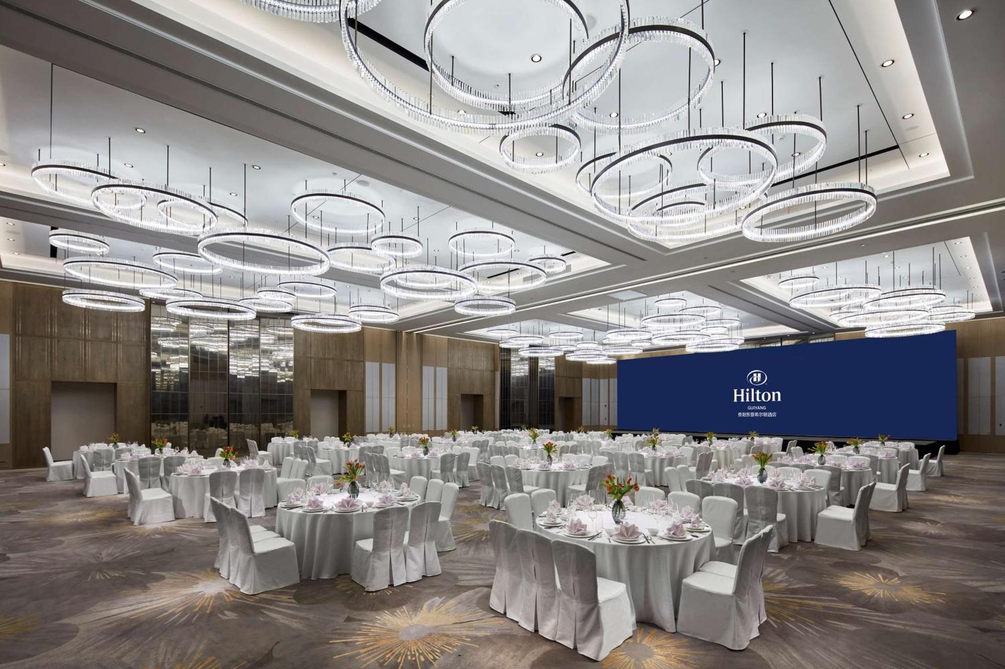 Hilton Guiyang Hotell Guiyang  Exteriör bild