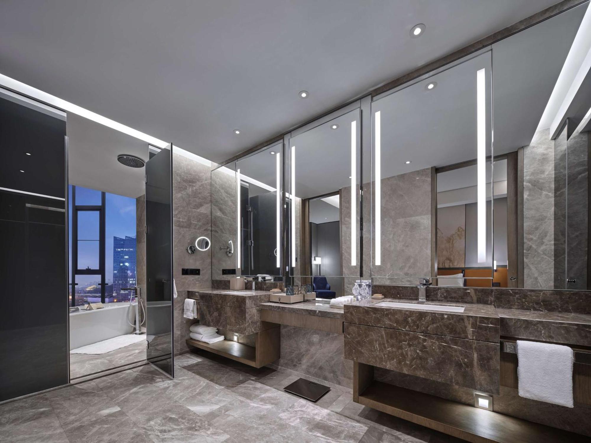 Hilton Guiyang Hotell Guiyang  Exteriör bild