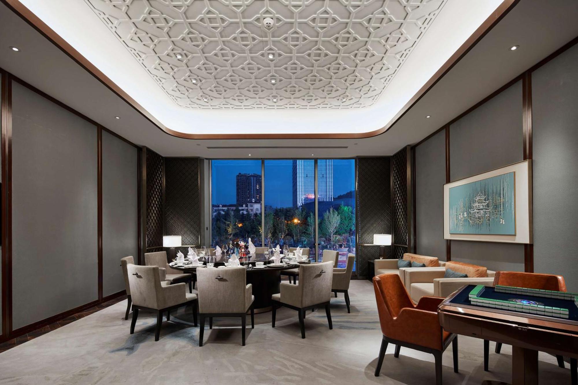 Hilton Guiyang Hotell Guiyang  Exteriör bild